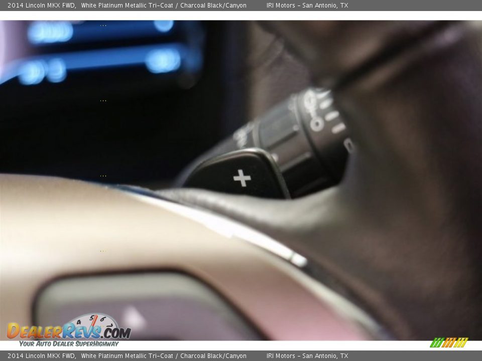 2014 Lincoln MKX FWD White Platinum Metallic Tri-Coat / Charcoal Black/Canyon Photo #19