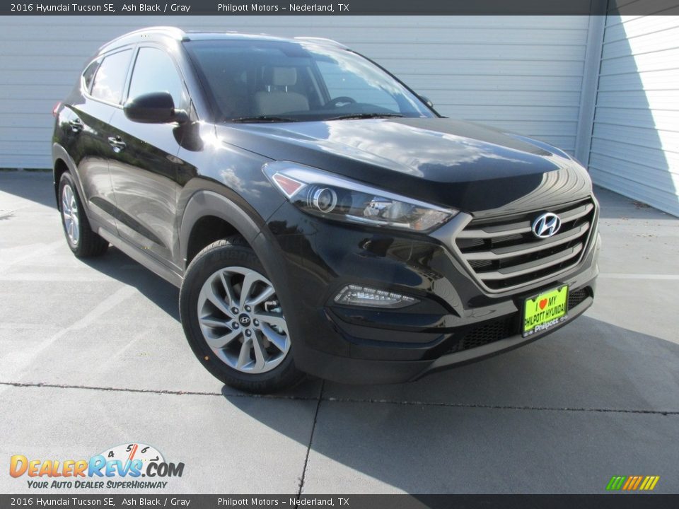 2016 Hyundai Tucson SE Ash Black / Gray Photo #2