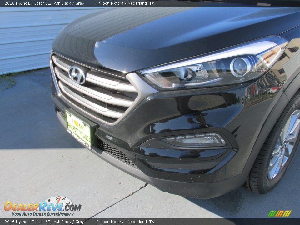 2016 Hyundai Tucson SE Ash Black / Gray Photo #10