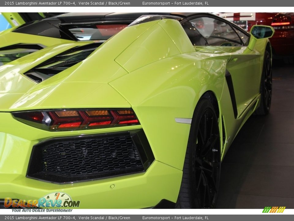 2015 Lamborghini Aventador LP 700-4 Verde Scandal / Black/Green Photo #5