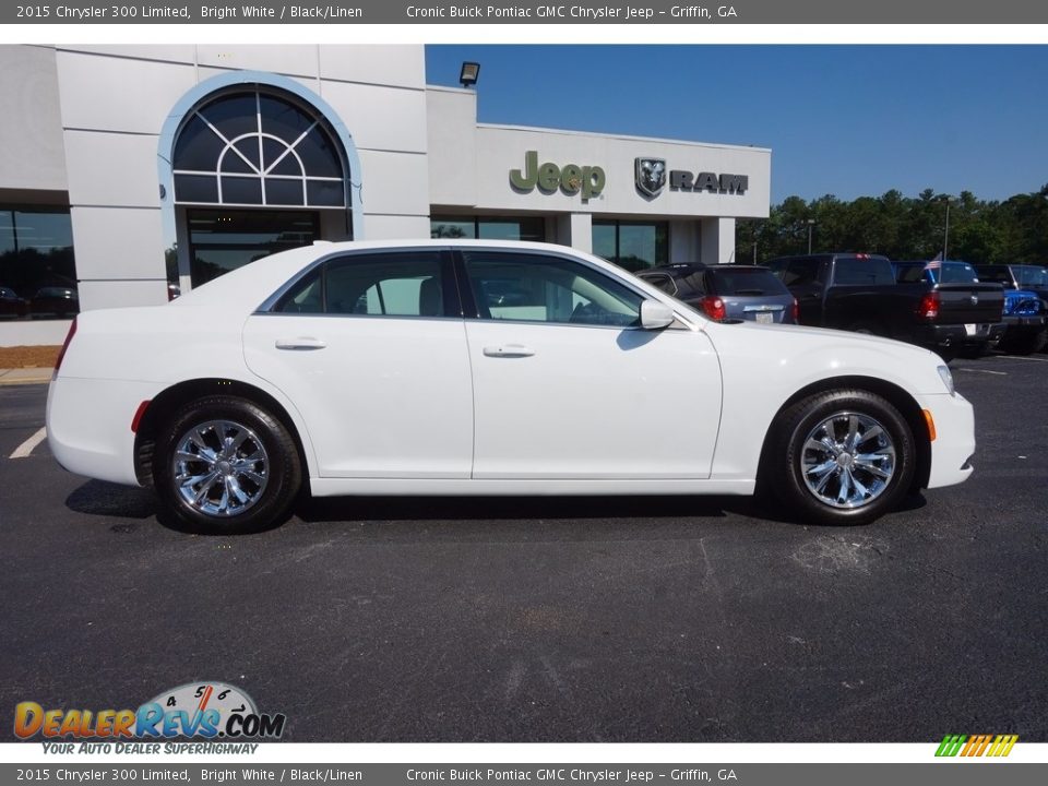 2015 Chrysler 300 Limited Bright White / Black/Linen Photo #8