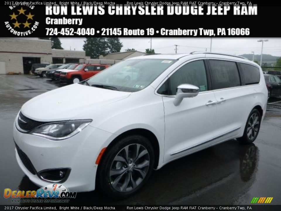 2017 Chrysler Pacifica Limited Bright White / Black/Deep Mocha Photo #1