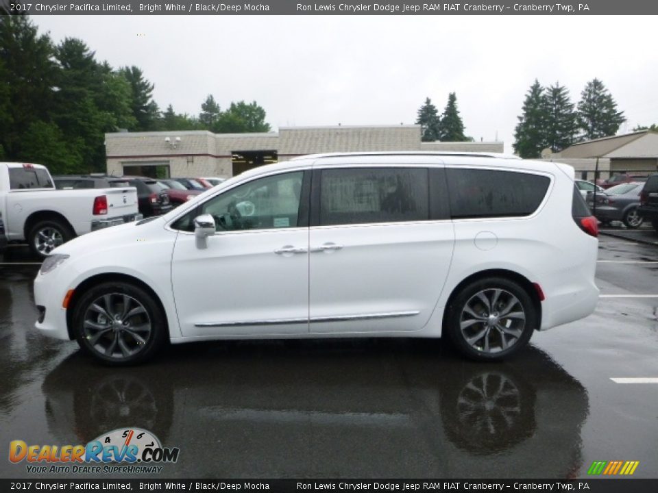 Bright White 2017 Chrysler Pacifica Limited Photo #3