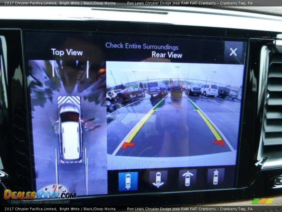 2017 Chrysler Pacifica Limited Bright White / Black/Deep Mocha Photo #20