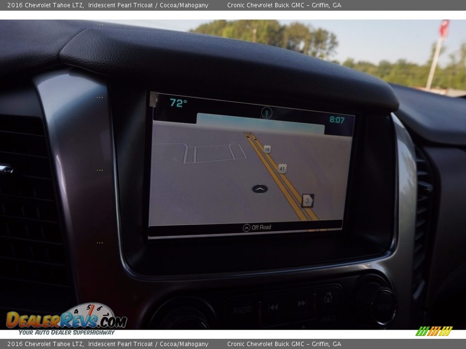 2016 Chevrolet Tahoe LTZ Iridescent Pearl Tricoat / Cocoa/Mahogany Photo #15