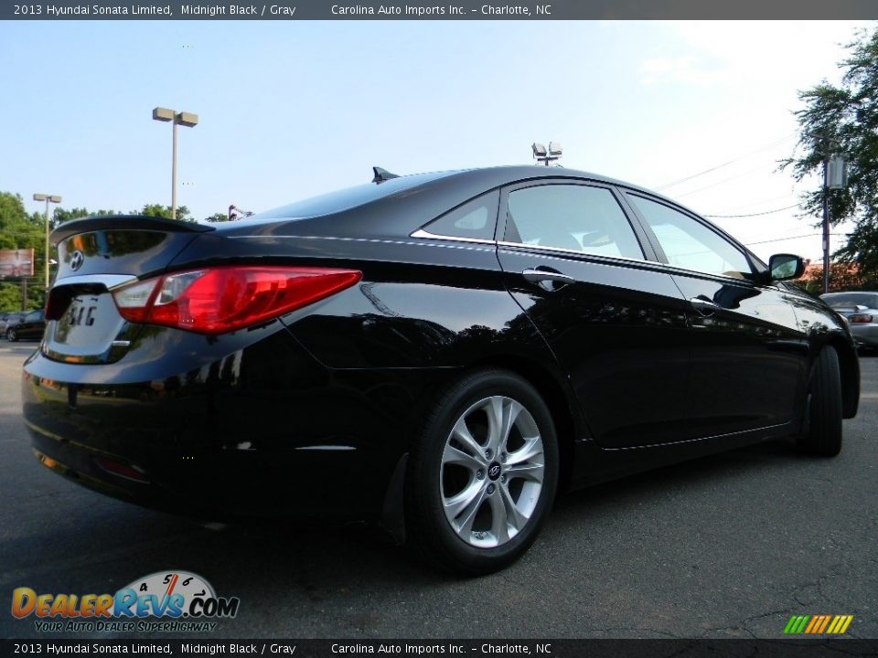 2013 Hyundai Sonata Limited Midnight Black / Gray Photo #10