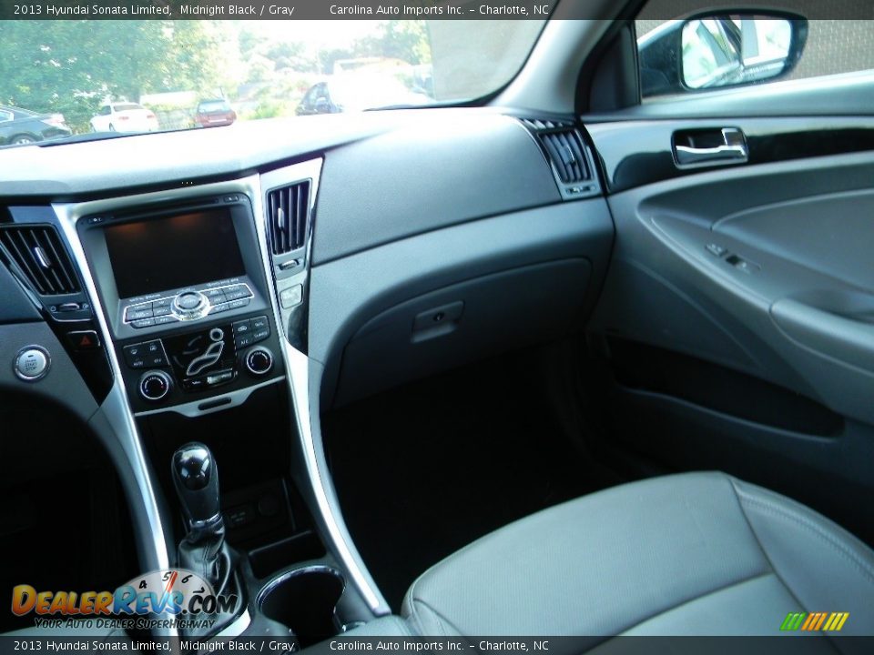 2013 Hyundai Sonata Limited Midnight Black / Gray Photo #14