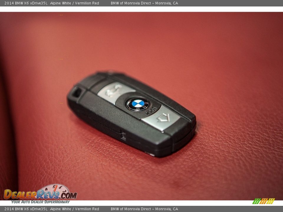 2014 BMW X6 xDrive35i Alpine White / Vermilion Red Photo #11