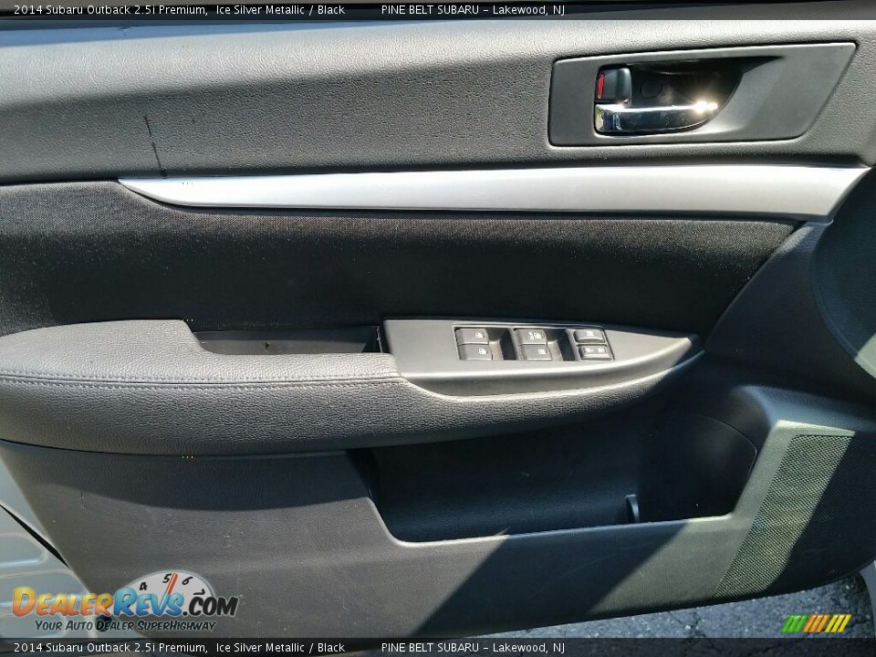 2014 Subaru Outback 2.5i Premium Ice Silver Metallic / Black Photo #15