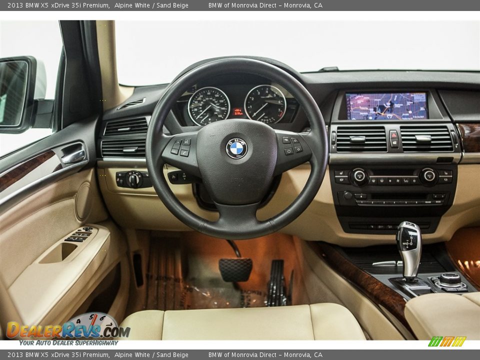 2013 BMW X5 xDrive 35i Premium Alpine White / Sand Beige Photo #4