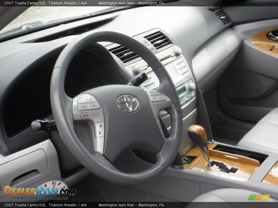 2007 Toyota Camry XLE Titanium Metallic / Ash Photo #10