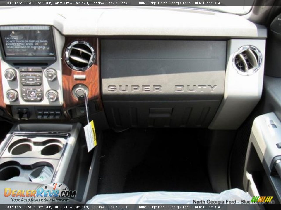 2016 Ford F250 Super Duty Lariat Crew Cab 4x4 Shadow Black / Black Photo #18