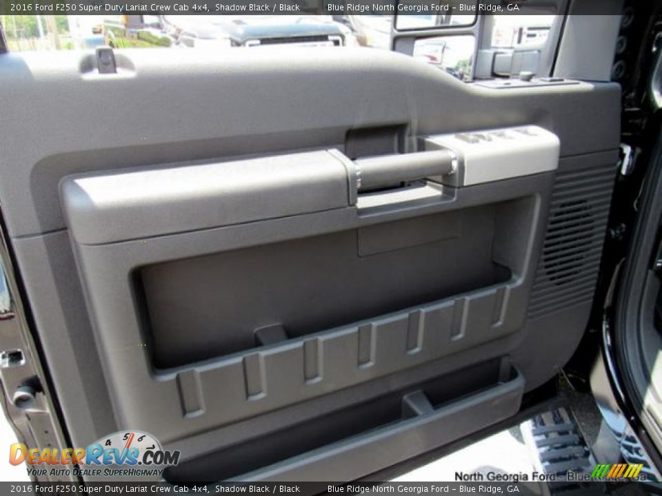 2016 Ford F250 Super Duty Lariat Crew Cab 4x4 Shadow Black / Black Photo #29