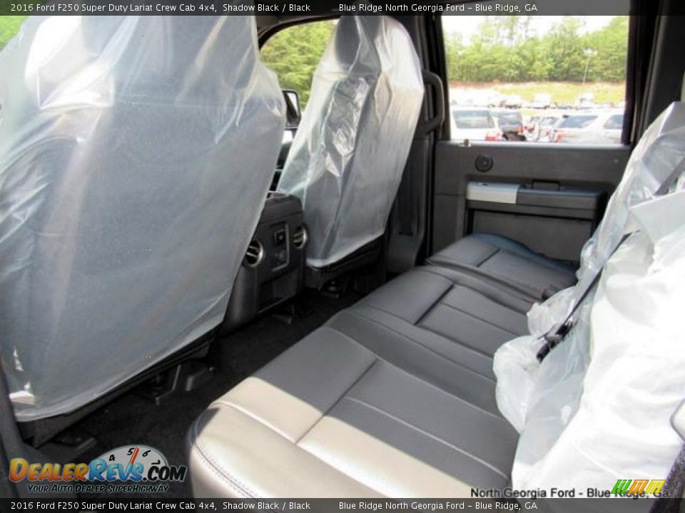 2016 Ford F250 Super Duty Lariat Crew Cab 4x4 Shadow Black / Black Photo #32
