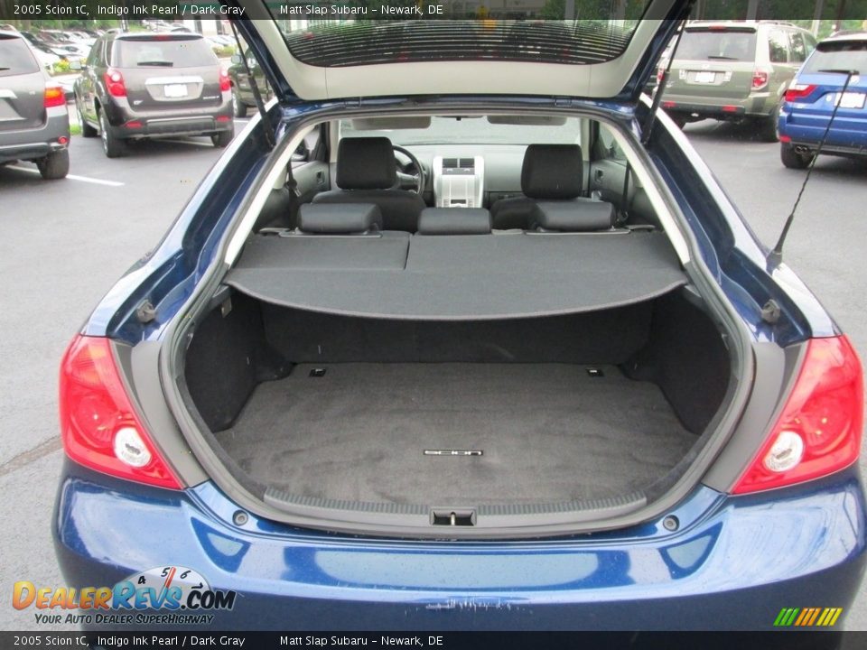 2005 Scion tC Indigo Ink Pearl / Dark Gray Photo #15