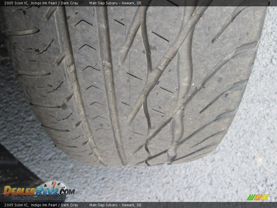 2005 Scion tC Indigo Ink Pearl / Dark Gray Photo #20