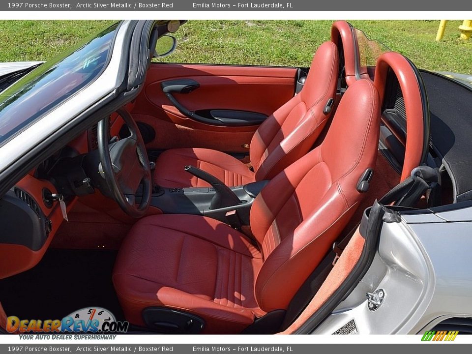 Front Seat of 1997 Porsche Boxster  Photo #37