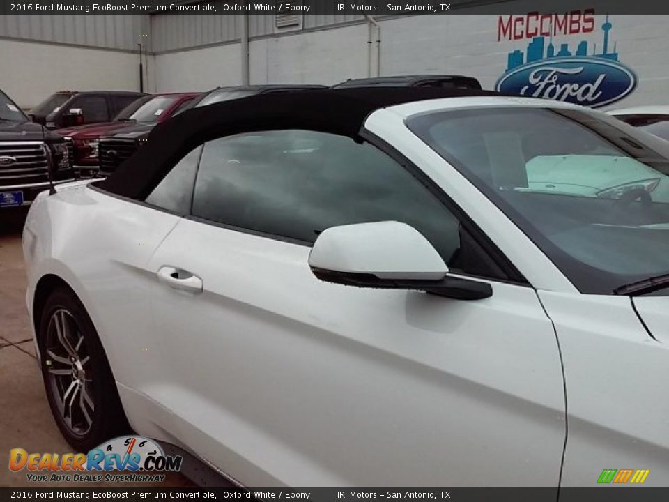 2016 Ford Mustang EcoBoost Premium Convertible Oxford White / Ebony Photo #19