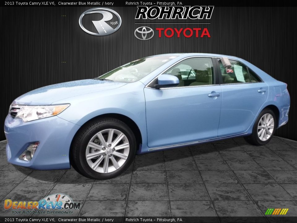 2013 Toyota Camry XLE V6 Clearwater Blue Metallic / Ivory Photo #3