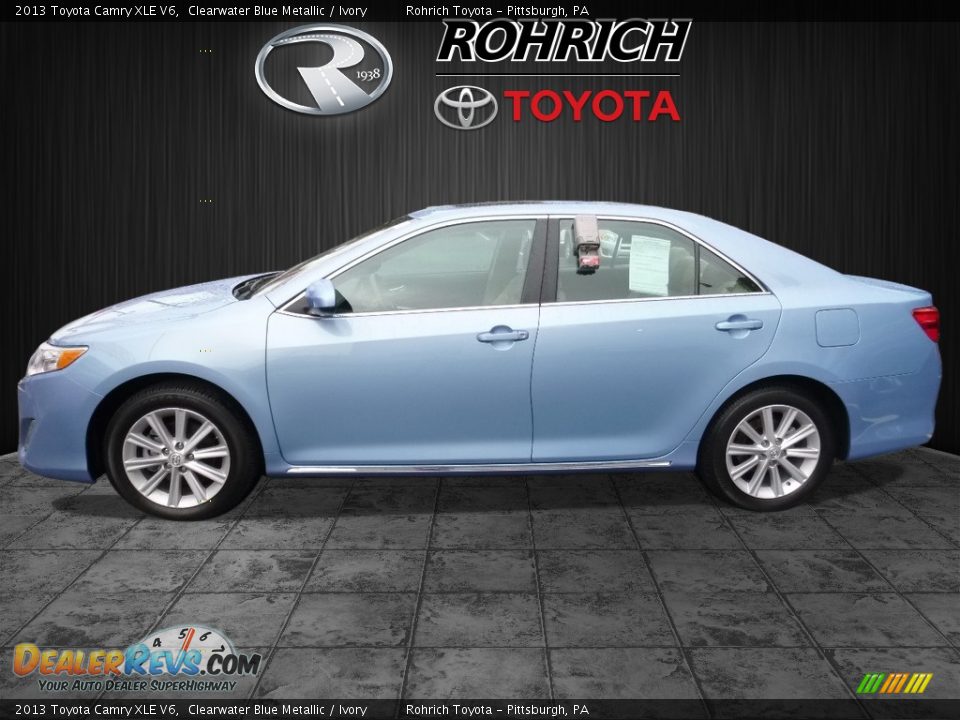 2013 Toyota Camry XLE V6 Clearwater Blue Metallic / Ivory Photo #4
