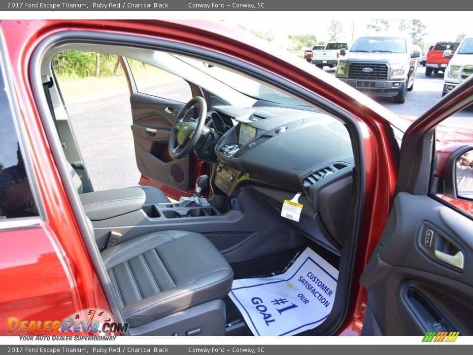 2017 Ford Escape Titanium Ruby Red / Charcoal Black Photo #29