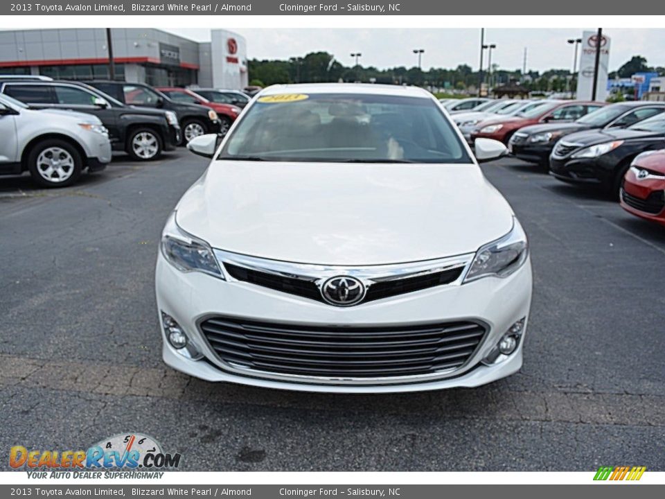 2013 Toyota Avalon Limited Blizzard White Pearl / Almond Photo #32