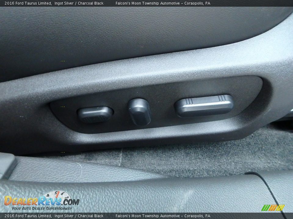 2016 Ford Taurus Limited Ingot Silver / Charcoal Black Photo #13