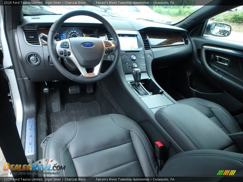 Charcoal Black Interior - 2016 Ford Taurus Limited Photo #17