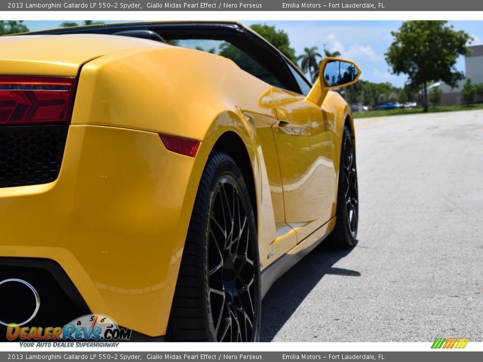 2013 Lamborghini Gallardo LP 550-2 Spyder Giallo Midas Pearl Effect / Nero Perseus Photo #13