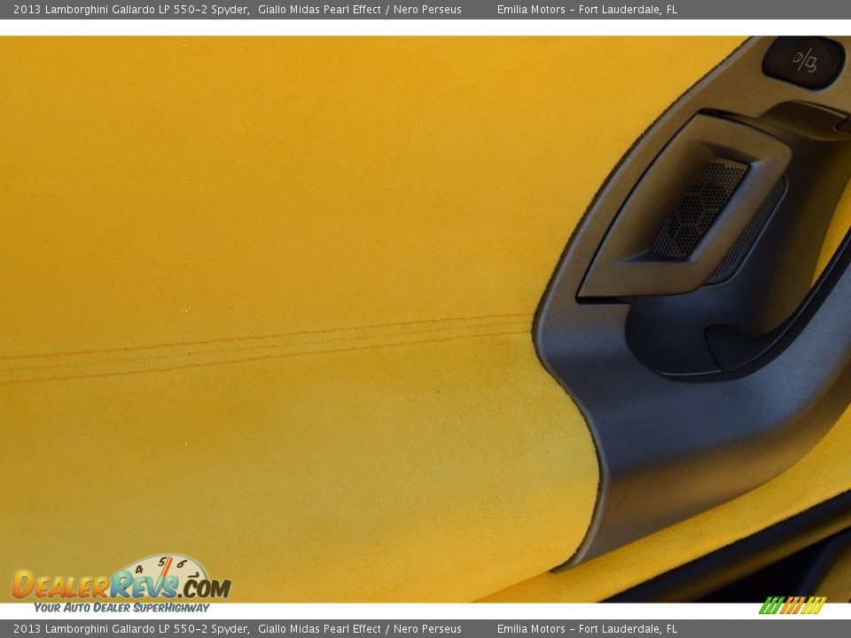 2013 Lamborghini Gallardo LP 550-2 Spyder Giallo Midas Pearl Effect / Nero Perseus Photo #33
