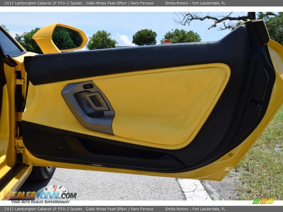 2013 Lamborghini Gallardo LP 550-2 Spyder Giallo Midas Pearl Effect / Nero Perseus Photo #39