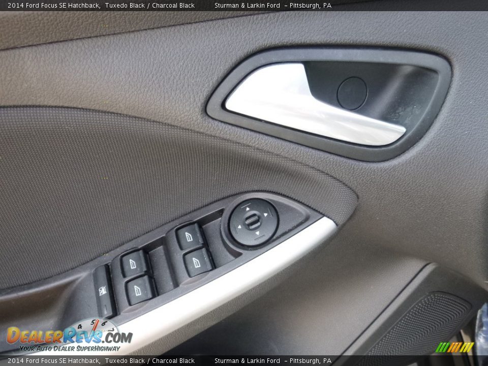 2014 Ford Focus SE Hatchback Tuxedo Black / Charcoal Black Photo #10