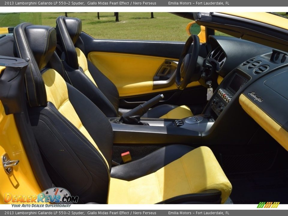 2013 Lamborghini Gallardo LP 550-2 Spyder Giallo Midas Pearl Effect / Nero Perseus Photo #44