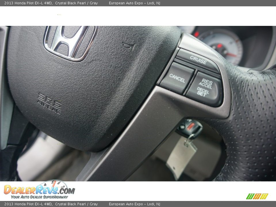 2013 Honda Pilot EX-L 4WD Crystal Black Pearl / Gray Photo #16
