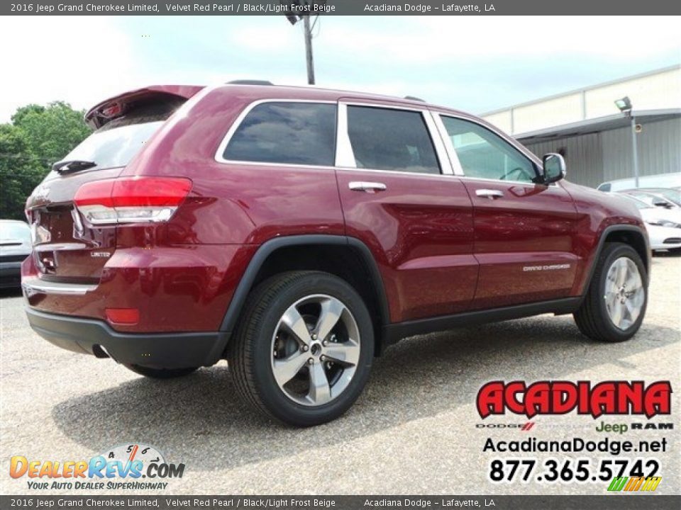 2016 Jeep Grand Cherokee Limited Velvet Red Pearl / Black/Light Frost Beige Photo #3
