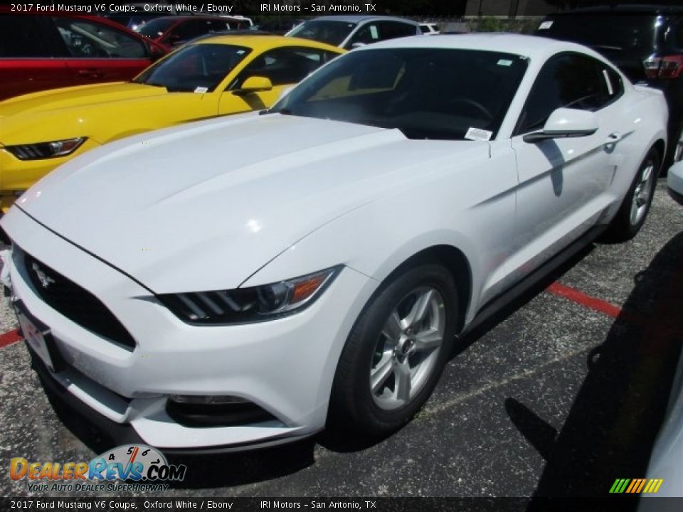 Front 3/4 View of 2017 Ford Mustang V6 Coupe Photo #3