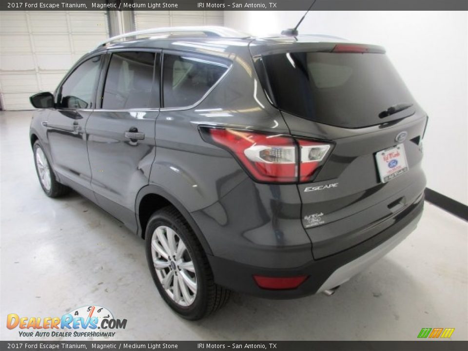 2017 Ford Escape Titanium Magnetic / Medium Light Stone Photo #5