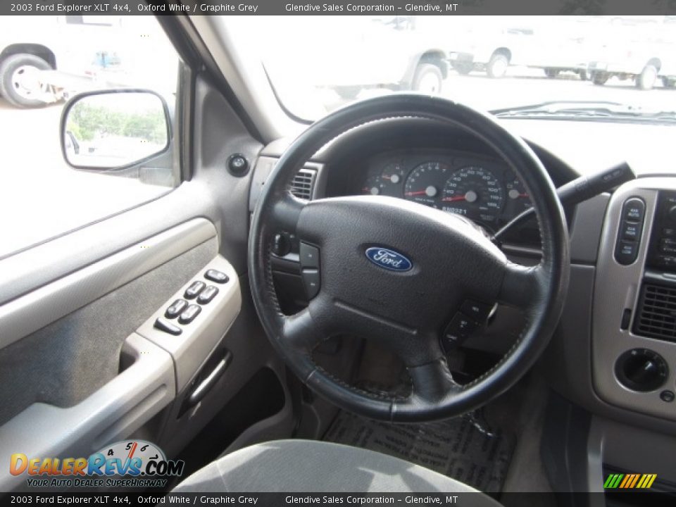 2003 Ford Explorer XLT 4x4 Oxford White / Graphite Grey Photo #19