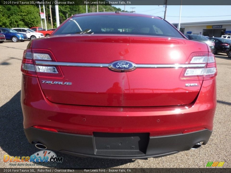 2016 Ford Taurus SEL Ruby Red / Charcoal Black Photo #4