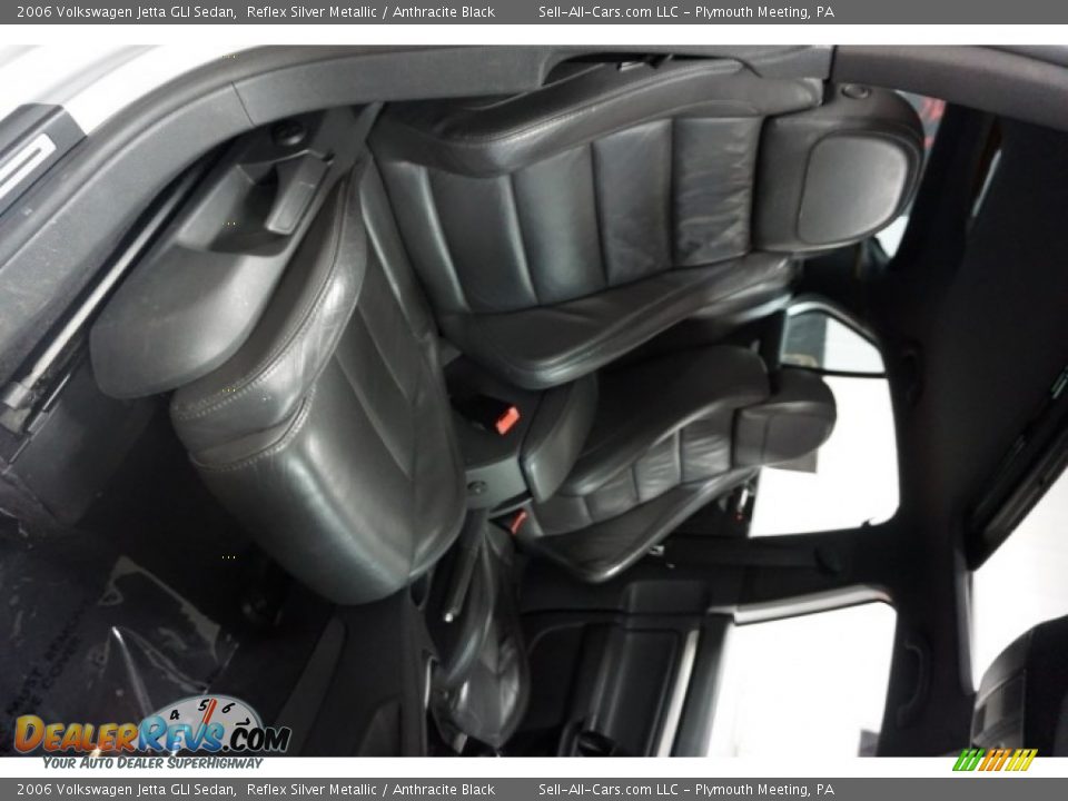 2006 Volkswagen Jetta GLI Sedan Reflex Silver Metallic / Anthracite Black Photo #18