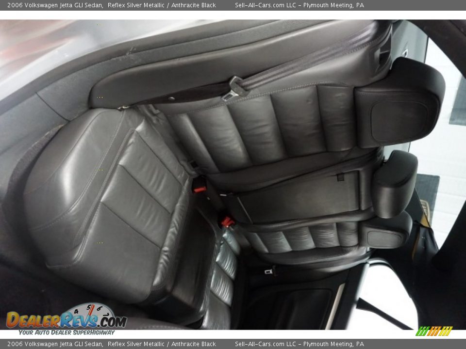 2006 Volkswagen Jetta GLI Sedan Reflex Silver Metallic / Anthracite Black Photo #19