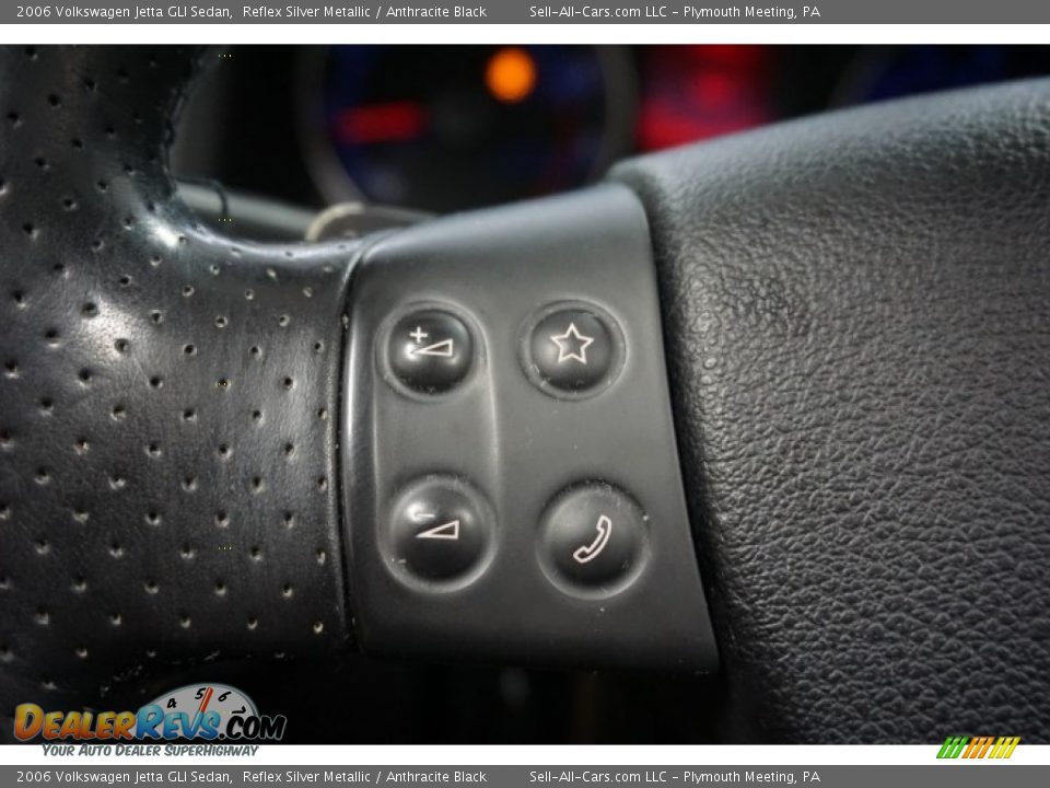 2006 Volkswagen Jetta GLI Sedan Reflex Silver Metallic / Anthracite Black Photo #31