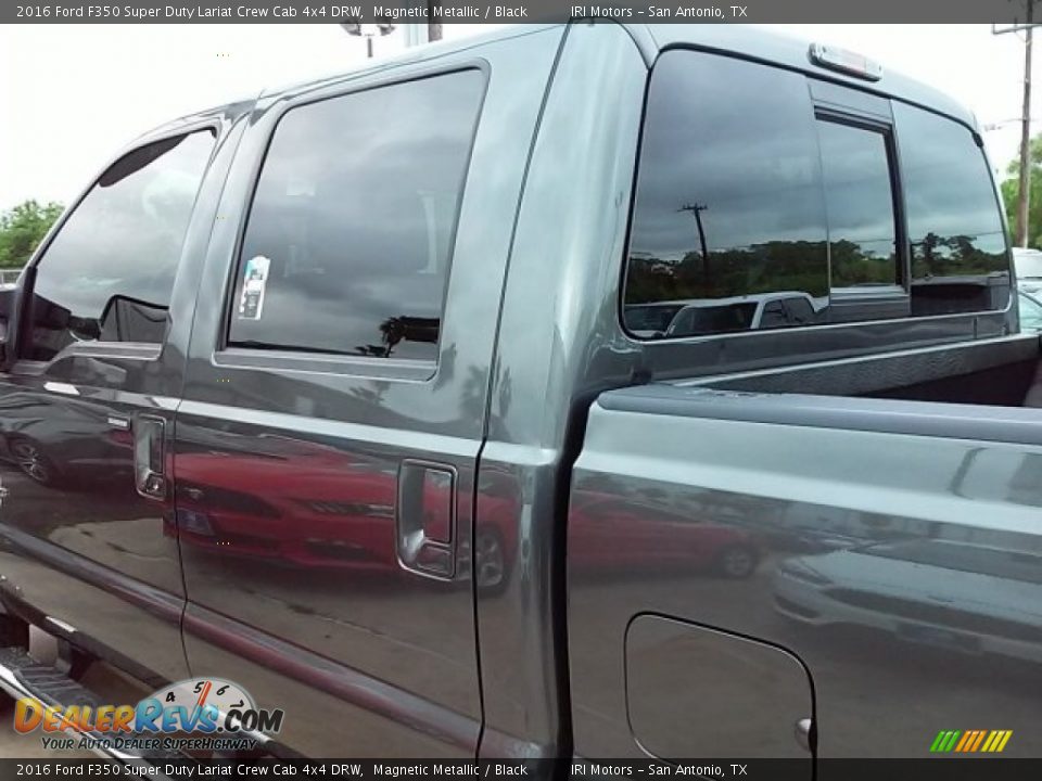 2016 Ford F350 Super Duty Lariat Crew Cab 4x4 DRW Magnetic Metallic / Black Photo #24