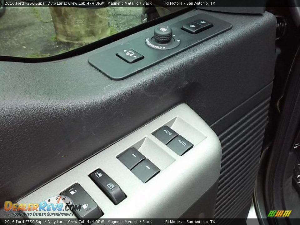2016 Ford F350 Super Duty Lariat Crew Cab 4x4 DRW Magnetic Metallic / Black Photo #31