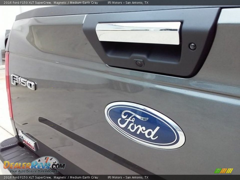 2016 Ford F150 XLT SuperCrew Magnetic / Medium Earth Gray Photo #28