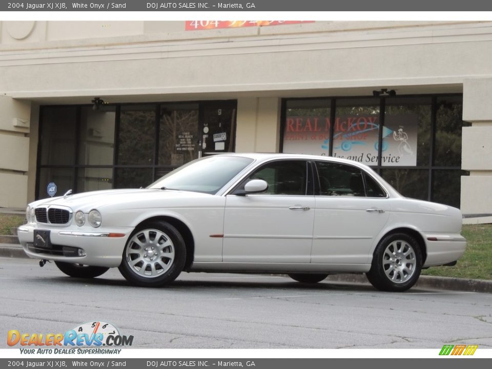 2004 Jaguar XJ XJ8 White Onyx / Sand Photo #2
