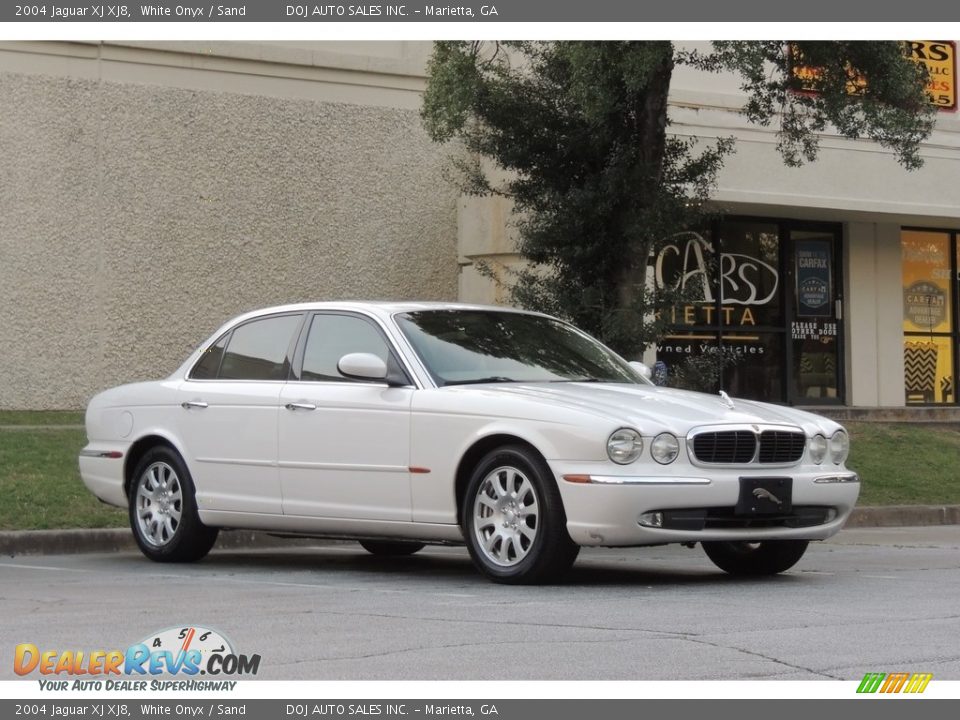2004 Jaguar XJ XJ8 White Onyx / Sand Photo #6