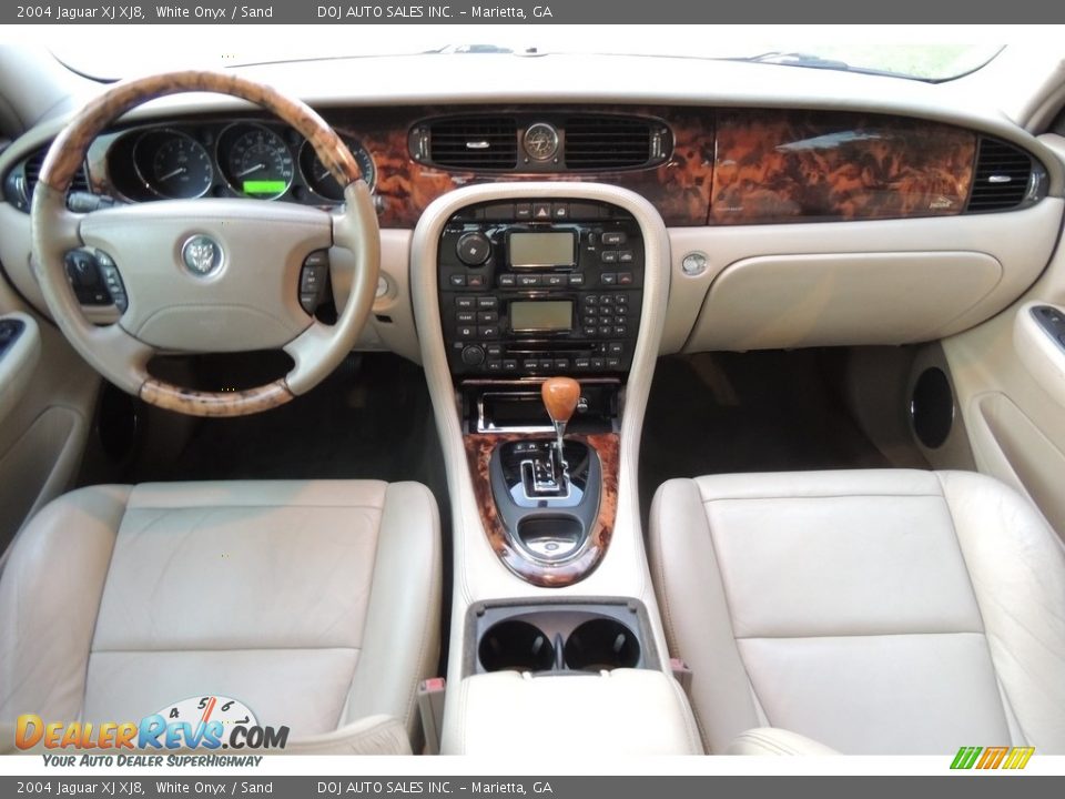 2004 Jaguar XJ XJ8 White Onyx / Sand Photo #12