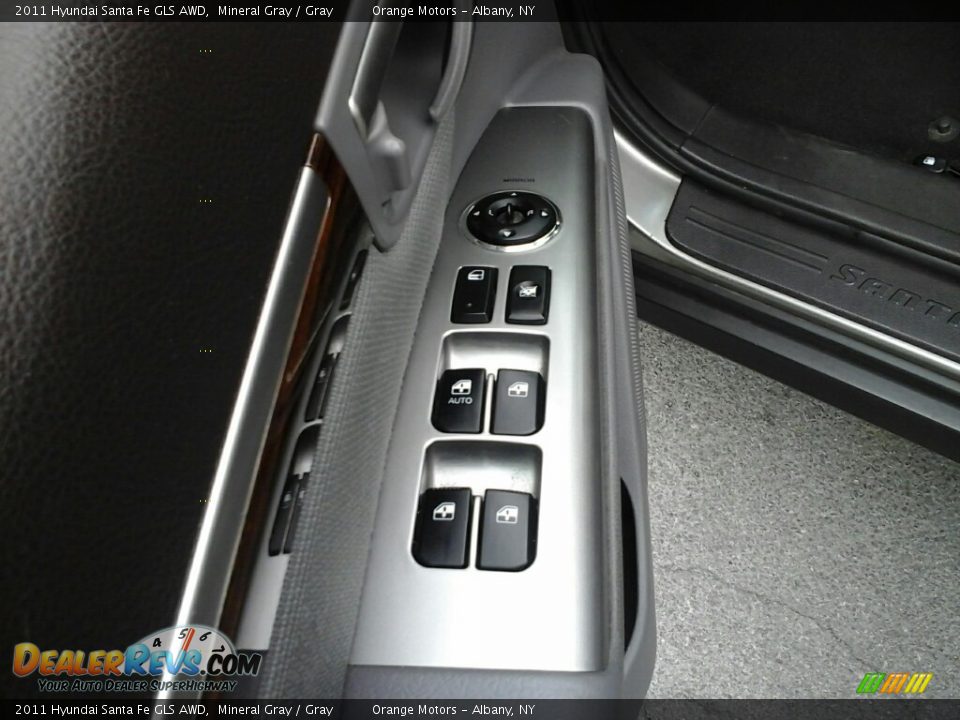 2011 Hyundai Santa Fe GLS AWD Mineral Gray / Gray Photo #18