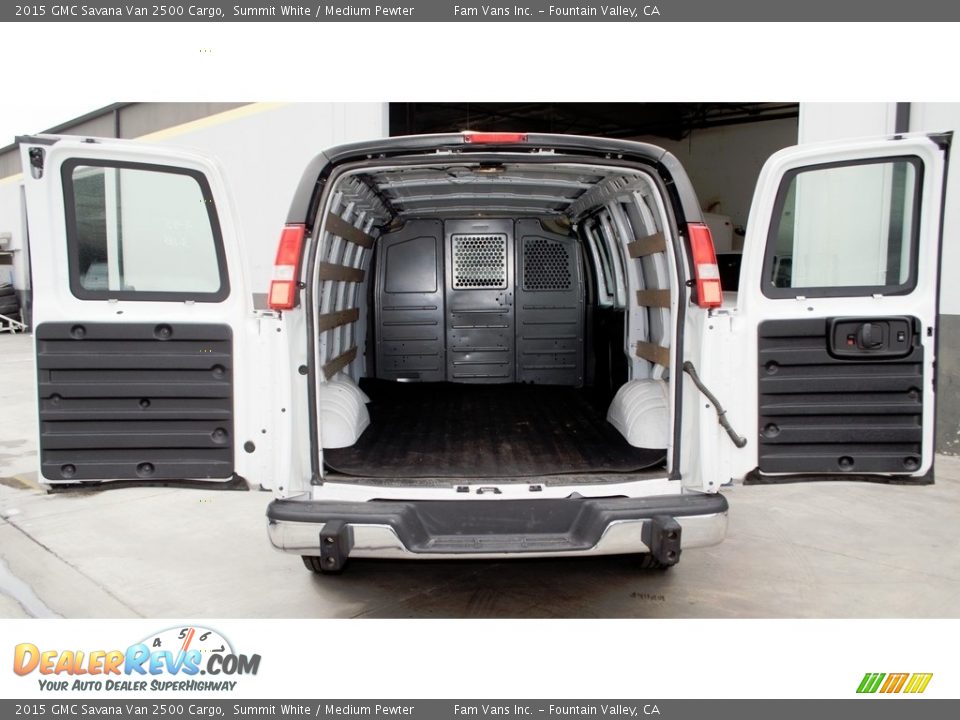 2015 GMC Savana Van 2500 Cargo Summit White / Medium Pewter Photo #10